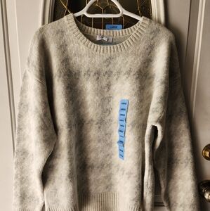 525 Sweater